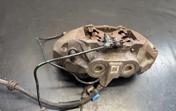 Mercedes-Benz GLC X253 C253 Front brake caliper 19214202