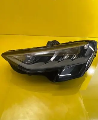 Audi A3 8Y Headlight/headlamp 8Y0941011