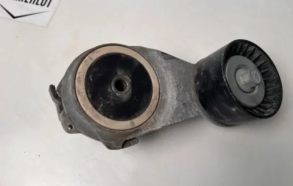 Dodge RAM Generator/alternator belt tensioner 05281956AA