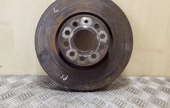 Volkswagen Eos Front brake disc