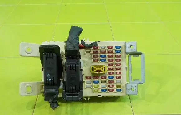 Hyundai ix20 Fuse box set 919501K520 XP157