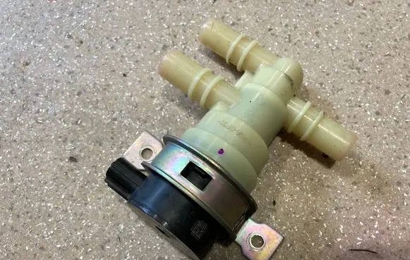 KIA EV9 Coolant heater control valve 375W3KL200