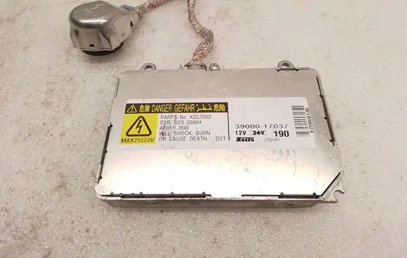 Lexus RX 330 - 350 - 400H Headlight ballast module Xenon 3900017037 KDLT002