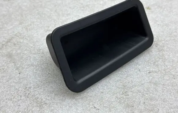 Tesla Model S Tailgate trunk handle 100926200E
