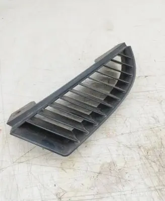 Mitsubishi Colt Front bumper upper radiator grill MN127773