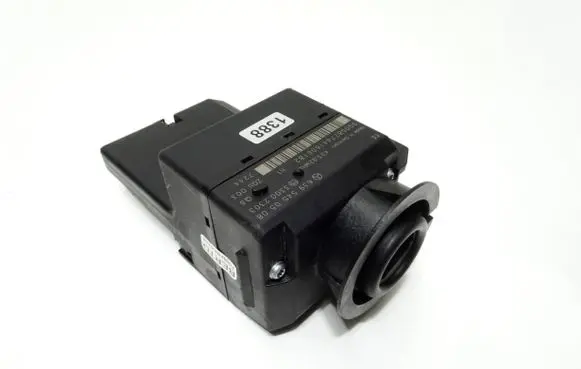 Mercedes-Benz Vito Viano W639 Ignition lock 6395450508 33002303