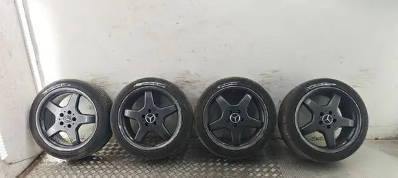 Mercedes-Benz C W204 R18 alloy rim
