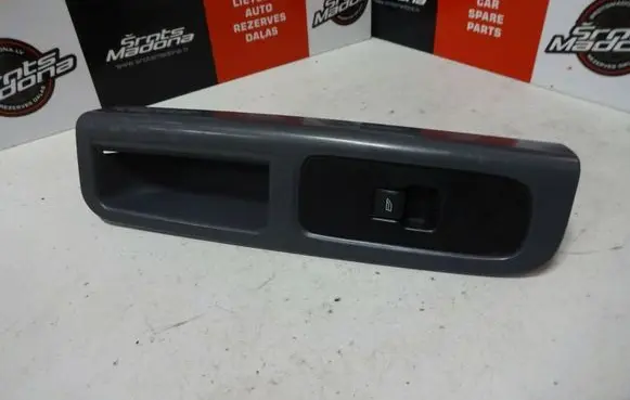 Volvo V50 Electric window control switch 31272012