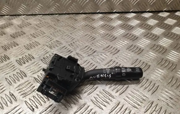 Toyota Avensis T250 Wiper control stalk 173654