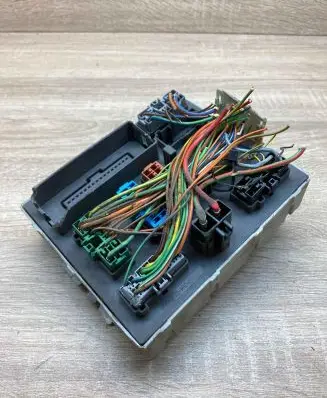 Ford Focus Fuse box set 518783402