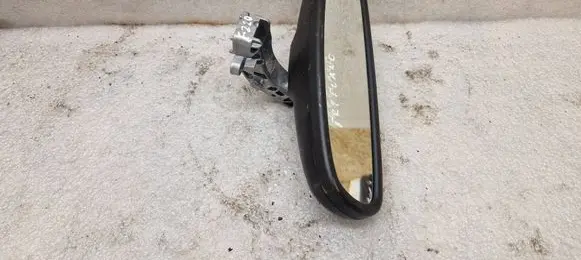 Rear view mirror (interior)