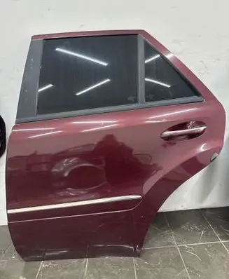 Mercedes-Benz ML W164 Rear door