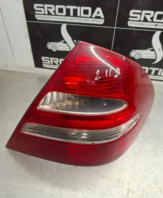 Mercedes-Benz E W211 Rear/tail lights A2118200454