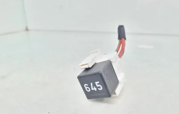 Audi A1 Other relay 4H0937527 4H0951253A 645
