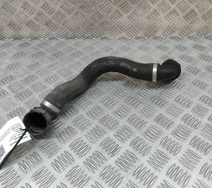 Mercedes-Benz C W205 Engine coolant pipe/hose A2055010082