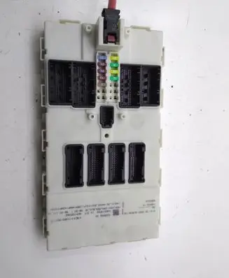 BMW 3 F30 F35 F31 Fuse module 6135932565602 932565602