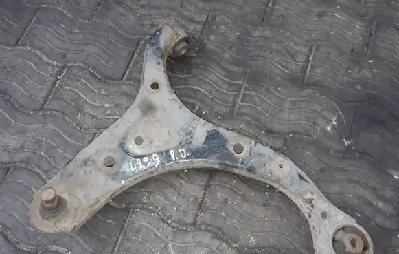 KIA Sorento Front lower control arm/wishbone NOCODE