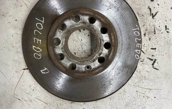 Seat Toledo III (5P) Front brake disc