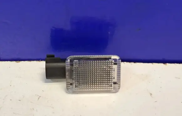 Volvo S40 Front seat light 30722729