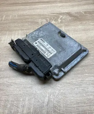 Opel Zafira A Engine control unit/module ECU 24417169 0281010268