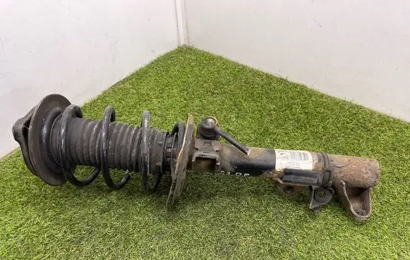 Mercedes-Benz C W204 Front shock absorber/damper A2043202866