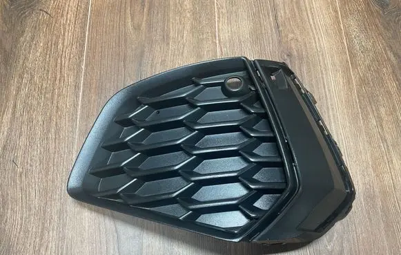 Audi A3 8Y Front bumper lower grill 8Y0807681B