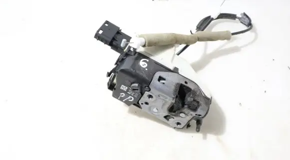 Peugeot Partner Front door lock