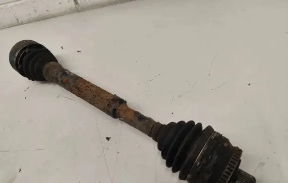 Audi A4 S4 B5 8D Front driveshaft