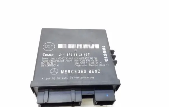 Mercedes-Benz E W211 Other control units/modules 2118708626 A2118708626 A2118704526