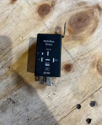 Ford Focus C-MAX Other relay 70340070 3M5J14A672BA 3M5T14A672BA