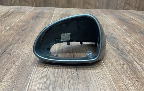 Porsche Cayman 982 Plastic wing mirror trim cover A2722435 A2722335