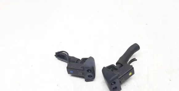Volvo V60 Windshield washer spray nozzle 