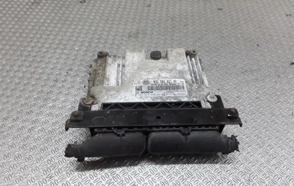 Volkswagen PASSAT B6 Engine control unit/module 03G906021NK 0281013440