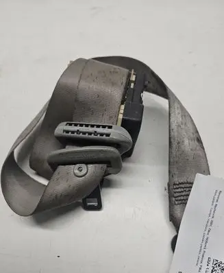 Renault Scenic I Front seatbelt 33008568