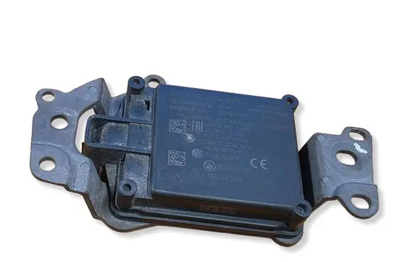 Toyota C-HR I Distronic sensor radar 88210F4040 A2C738165