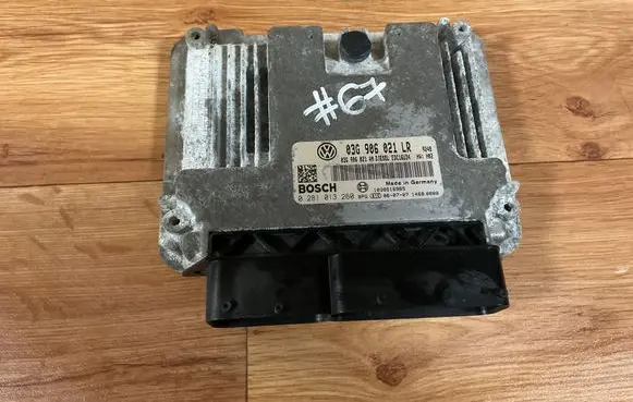 Volkswagen PASSAT B6 Engine control unit/module 03G906021LR 03G906021AN