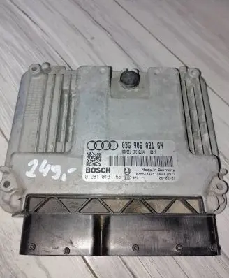 Audi A3 S3 8P Engine control unit/module ECU 0281013155