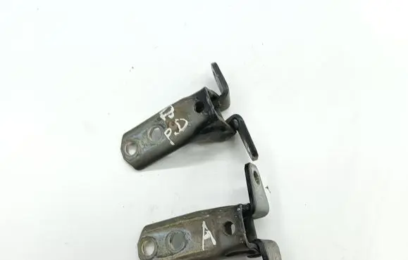 Mitsubishi Outlander Front door hinge set 