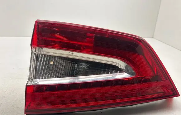 Ford Galaxy Tailgate rear/tail lights 17702202 32CD P21W