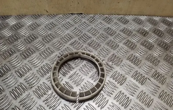 Volvo XC70 In tank fuel pump screw locking ring/nut 