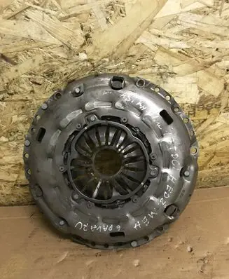Opel Astra H Pressure plate 