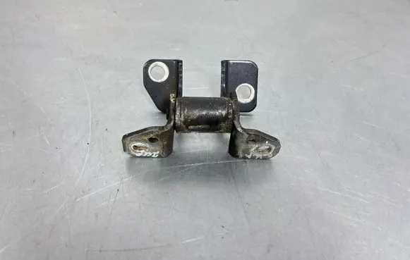 Jeep Grand Cherokee Rear door lower hinge 