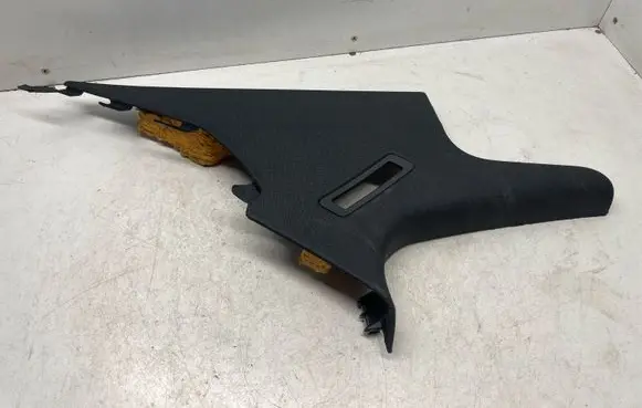 Mercedes-Benz C W204 (C) pillar trim A2046900725