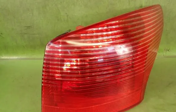 Peugeot 407 Rear/tail lights