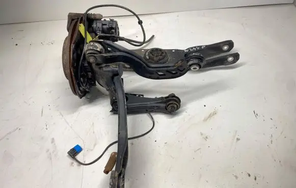 Mercedes-Benz B W246 W242 Rear axle beam with reductor 