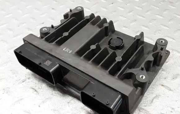 Toyota Yaris XP210 Engine control unit/module 89661K0710 MB2830000071