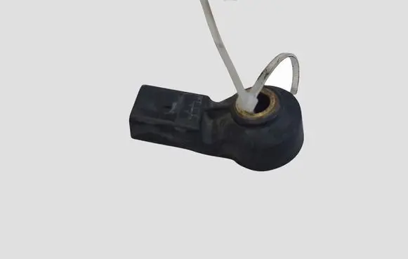 Volkswagen Polo V 6R Detonation knock sensor 0261231146