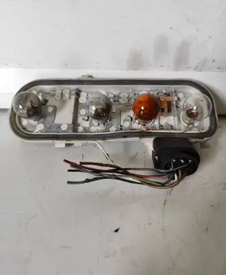 Audi A4 S4 B6 8E 8H Tail light bulb cover holder 8E9945257