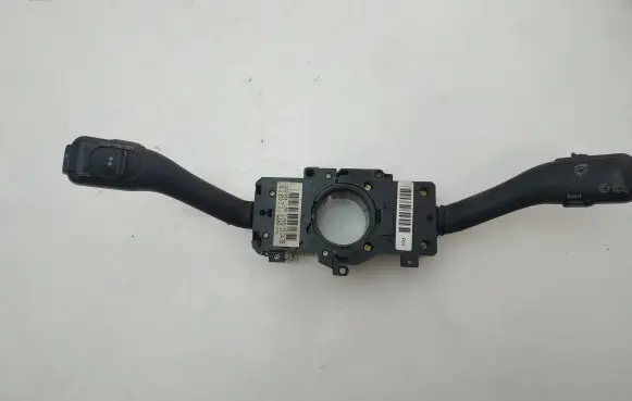 Volkswagen Golf IV Indicator stalk