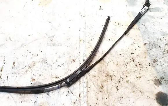 Peugeot 308 Front wiper blade arm 9680477080